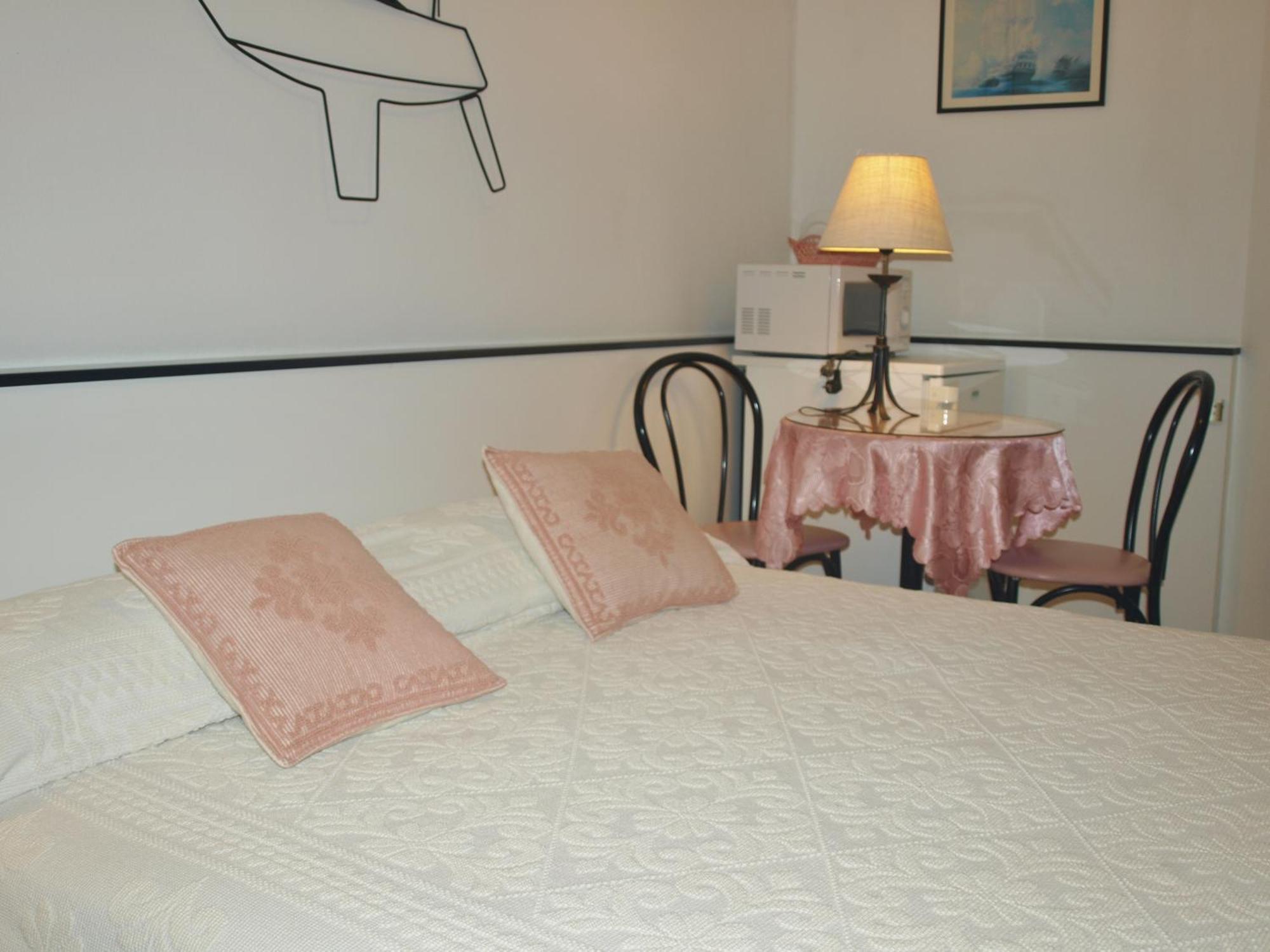 Hotel La Conchiglia La Maddalena  Zimmer foto