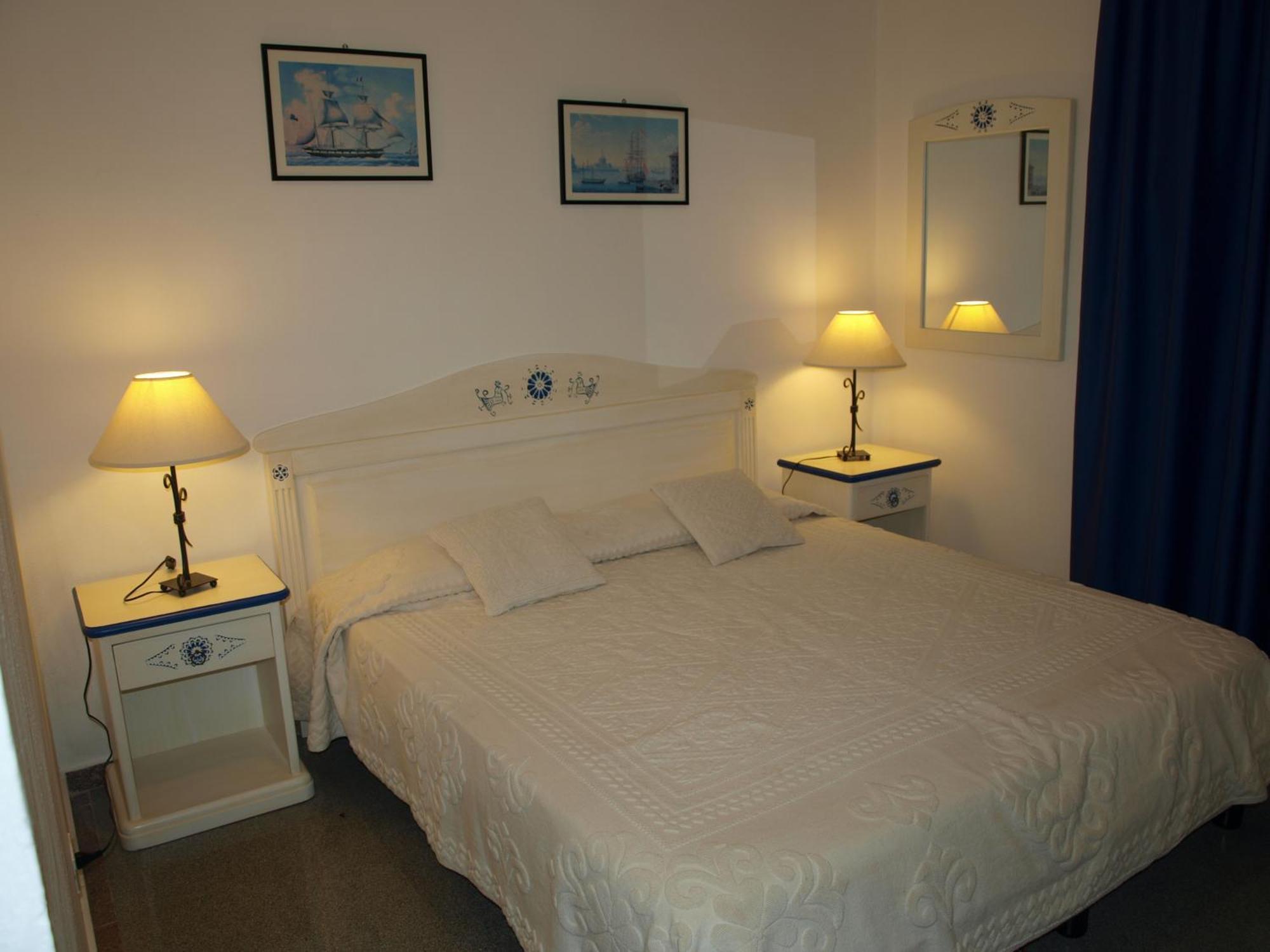 Hotel La Conchiglia La Maddalena  Zimmer foto